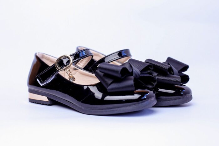 XIAOSHUOSHI Patent leather shoes with bow detail - Offspring